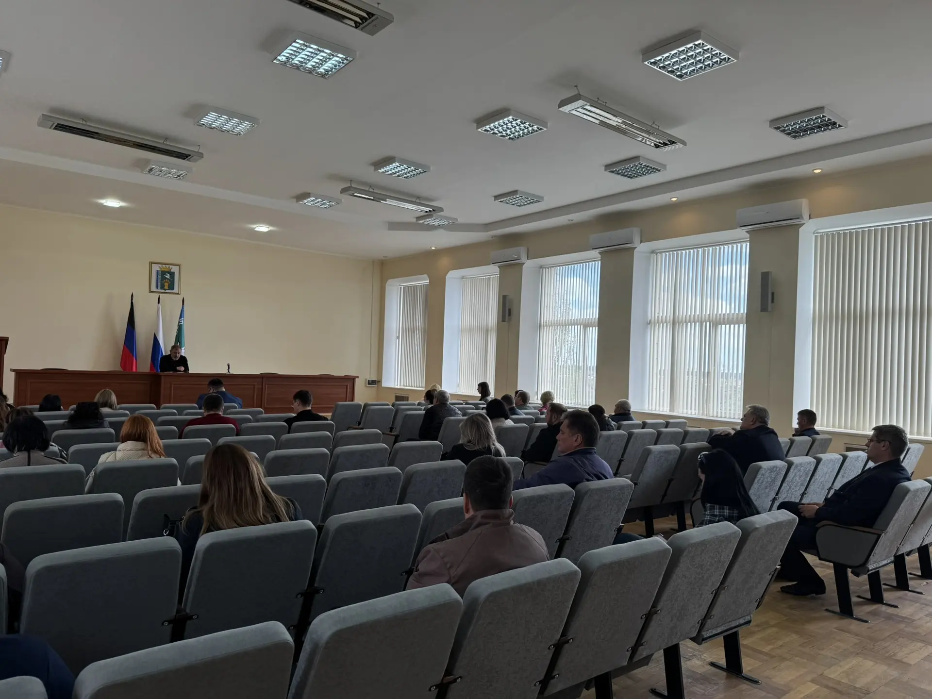 В администрации проведено расширенное оперативное совещание.